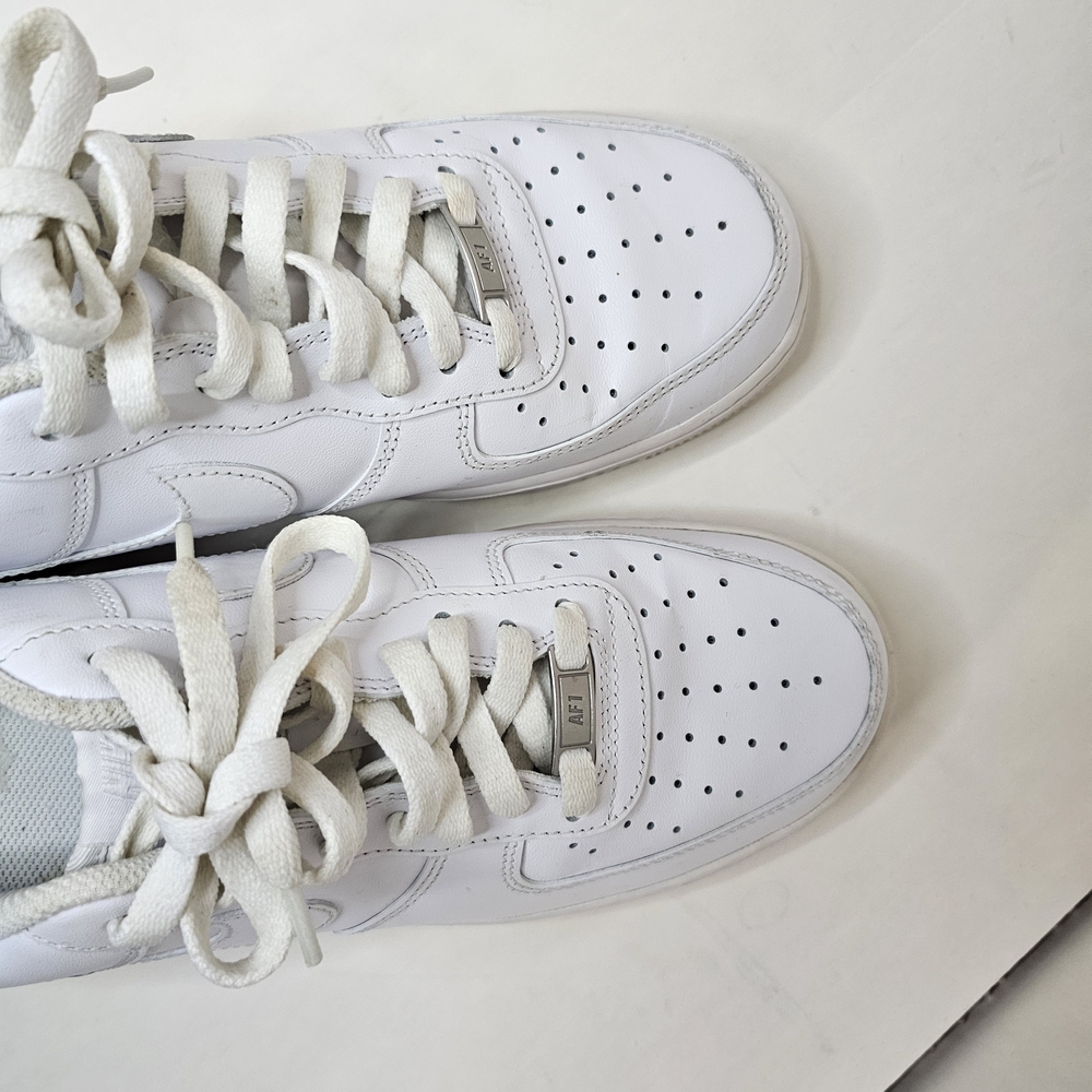 Nike White Athletic Shoes - Picture 9 of 16